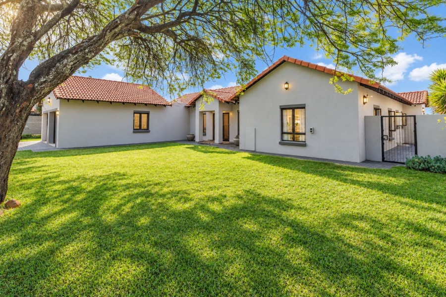3 Bedroom Property for Sale in La Camargue Private Country Estate North West